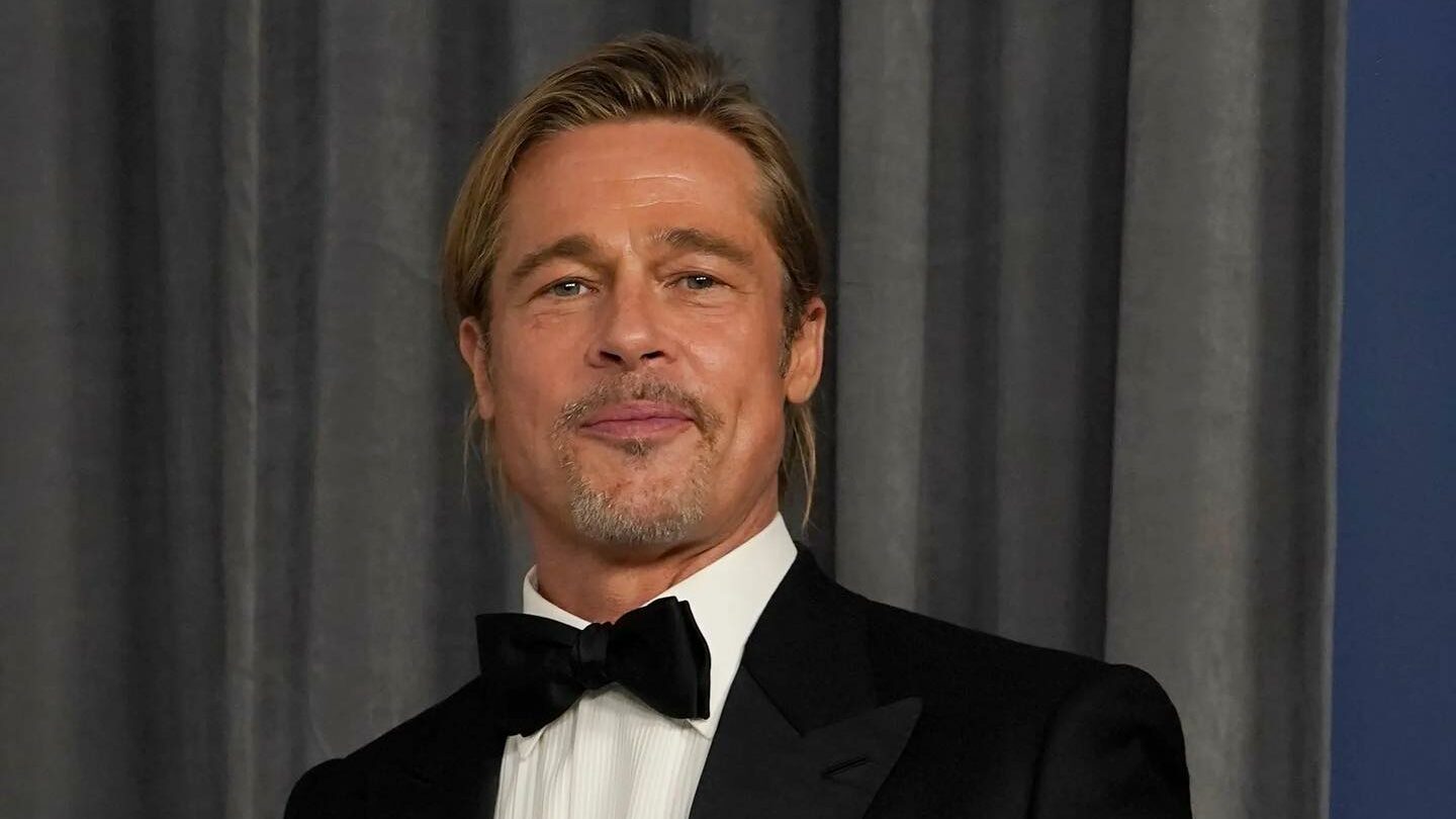 celebrities with big jaws Brad Pitt edited